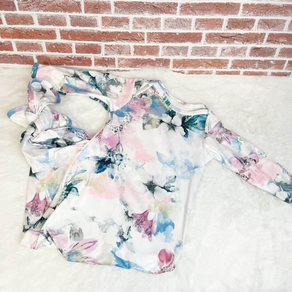 Three Little Tots Baby Knotted Nightgown Sz NB-3 Month - Picture 1 of 5